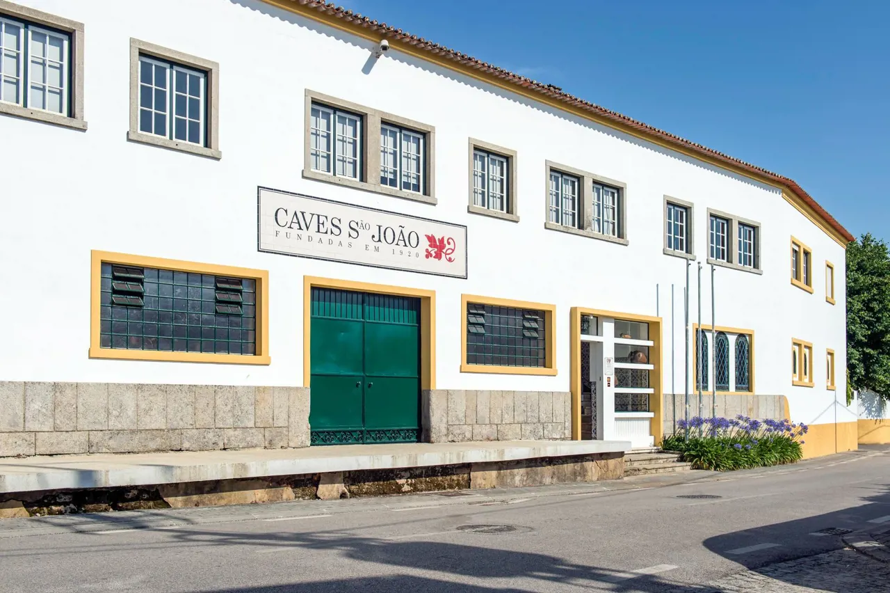 Caves São João
