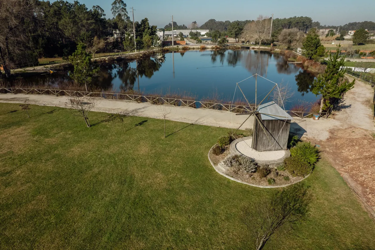 Calvão Lagoon and Park