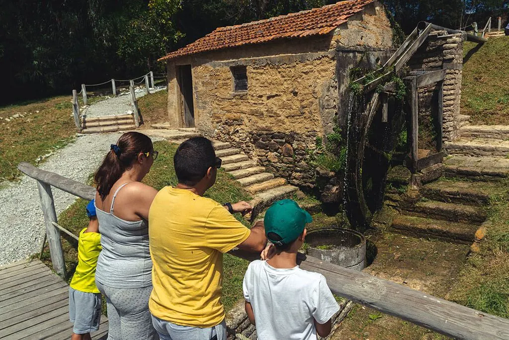 Trilhos de São Martinho Ouca