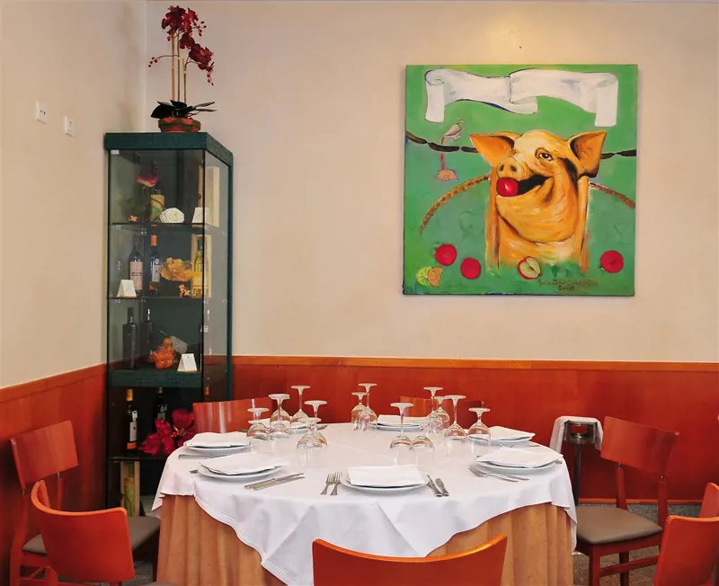 Nova Casa dos Leitões Restaurant