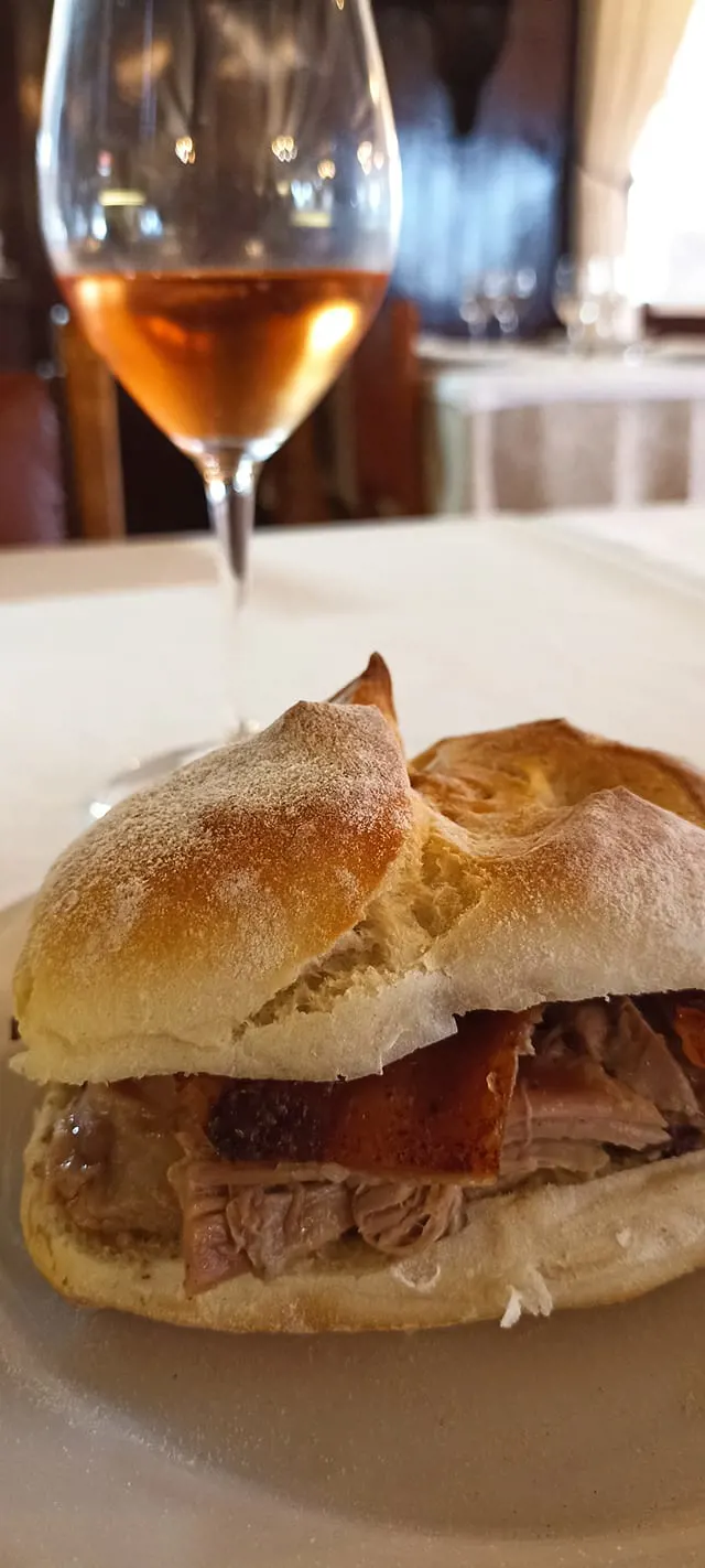 O Típico Restaurant