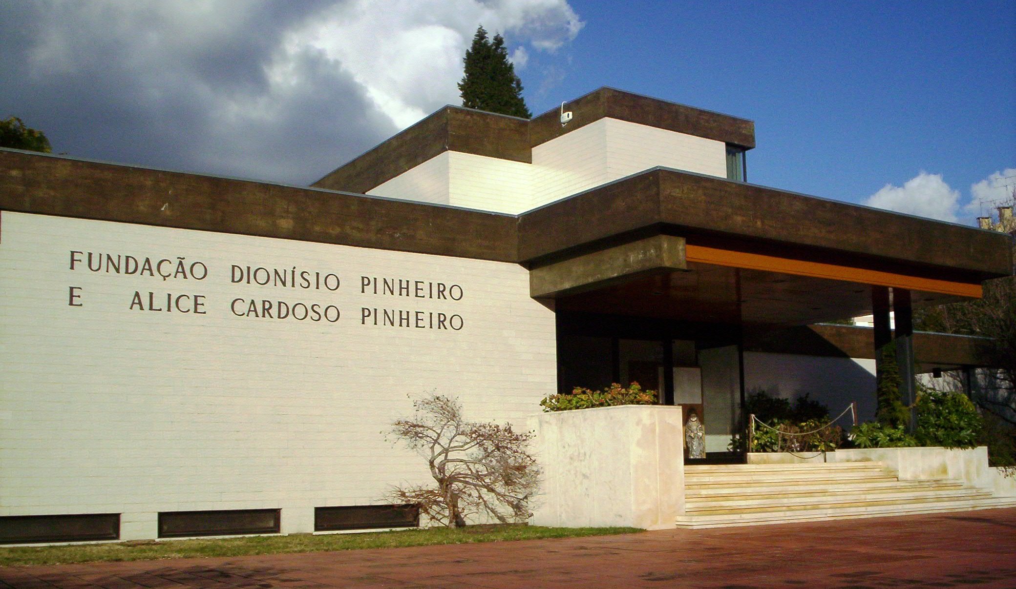 Museo de la Fundación Dionisio Pinheiro y Alice Cardoso Pinheiro