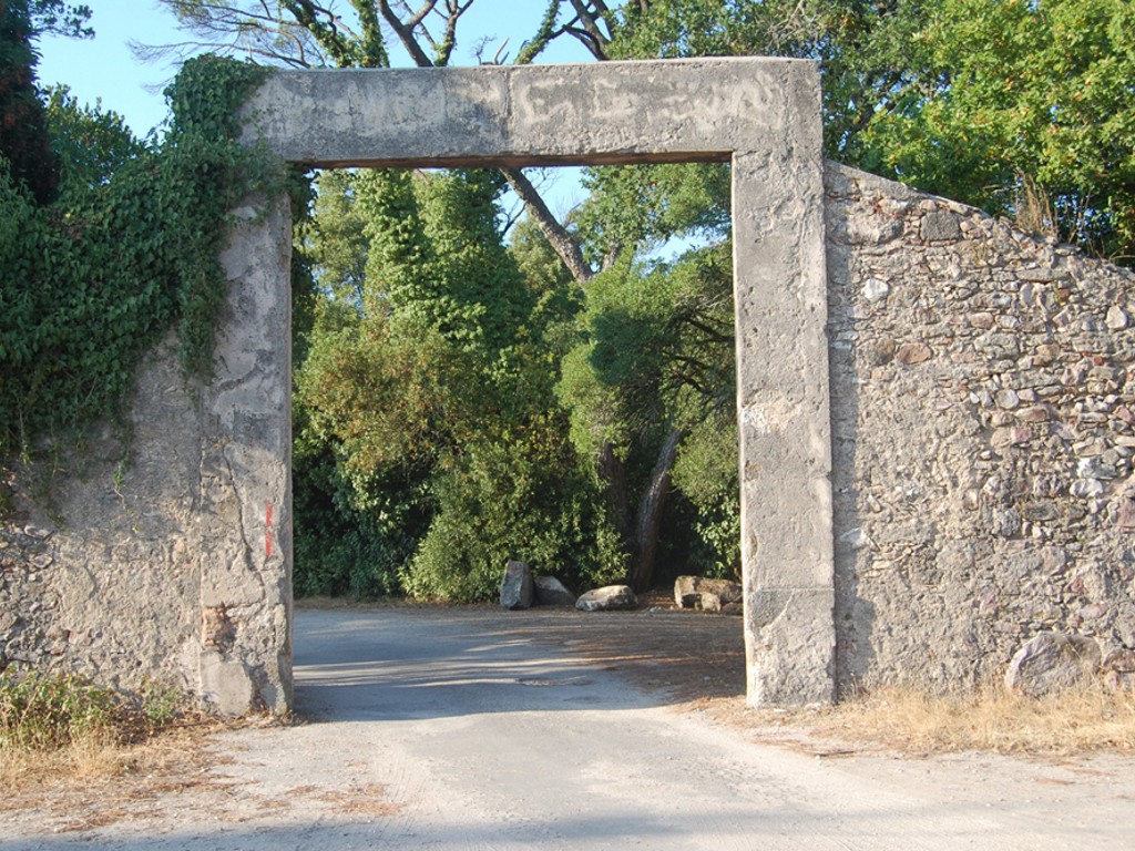 Porta da Serra ou da Cruz Alta